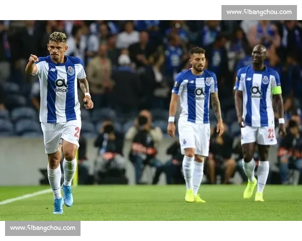 波尔图新星 M 费直言:梅西伟大但非球队核心,团队协作才是胜利之本 波尔图新星 M 费直言:梅西伟大但非球队核心,团队协作才是胜利之本