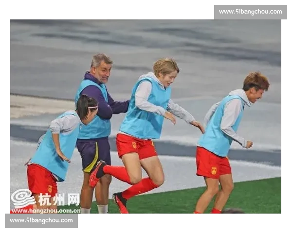 消防员门将吴雨宝：绿茵场扑救与火场逆行的双重守护