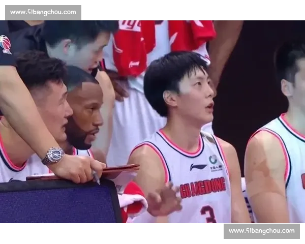 新星迷失反衬徐杰标杆价值：中国男篮后卫线的成长困局与启示