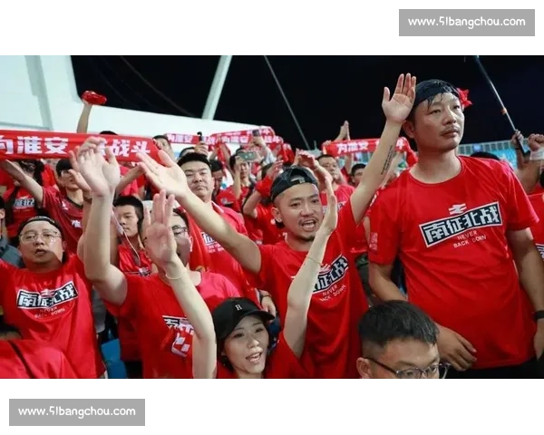 不止有比赛，足球直播间隐藏着无数球迷的青春回忆！